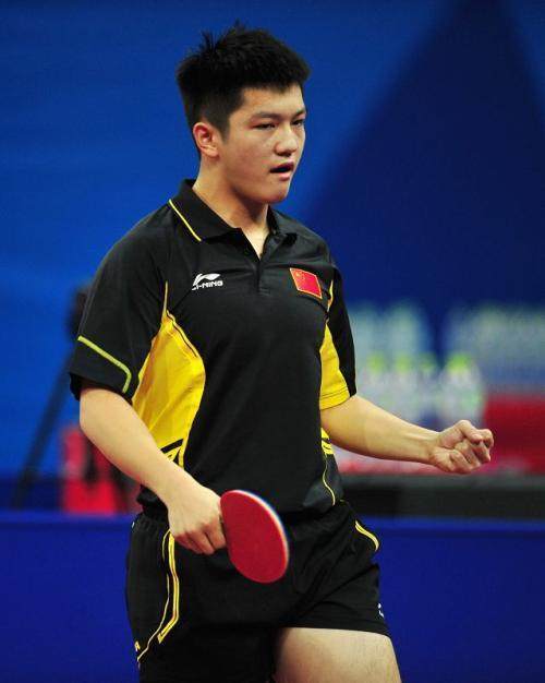 球展现了自 球展现了自