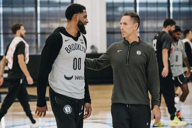 球迷圈引发 球迷圈引发