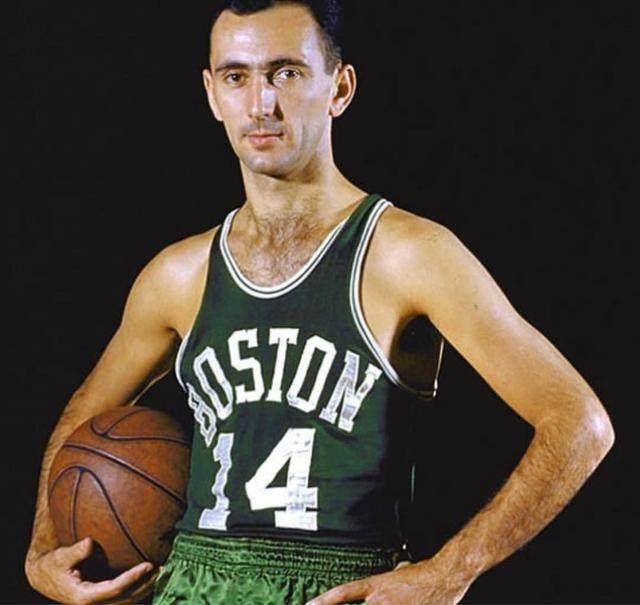 误让他错过 误让他错过