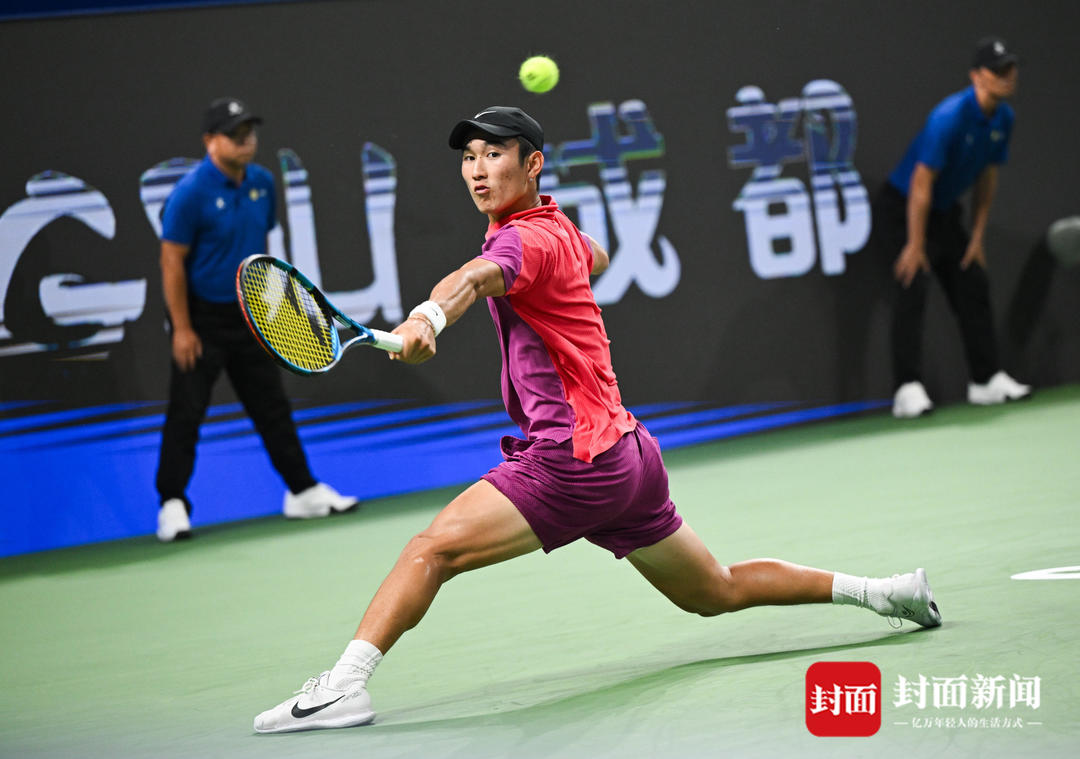 下进行竞技 下进行竞技