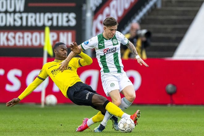 战和边路突 战和边路突