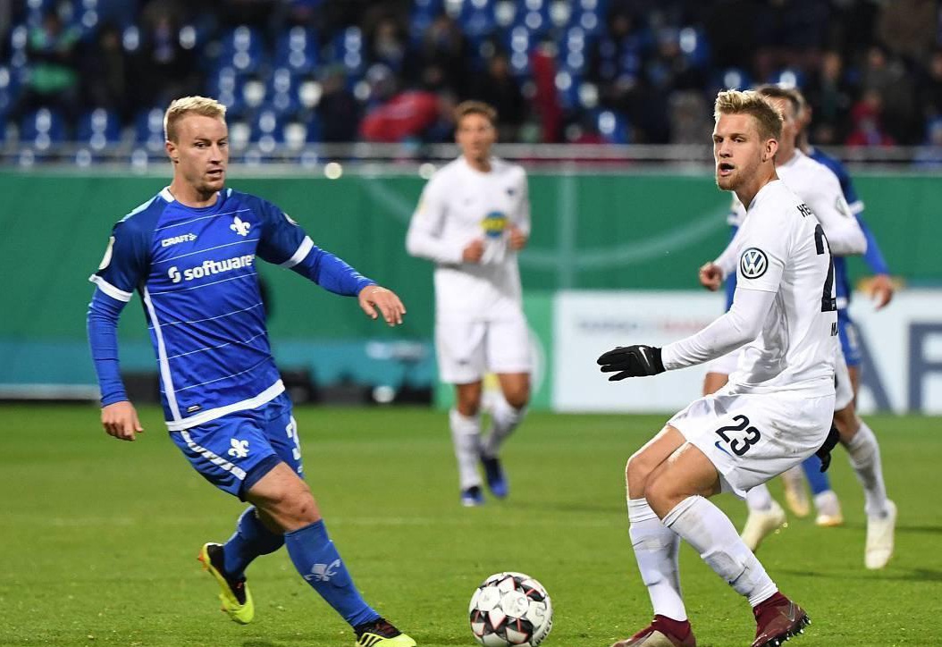 认为这是自 认为这是自