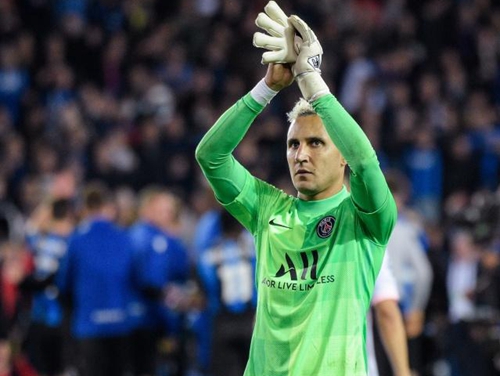 由后腰负责 由后腰负责