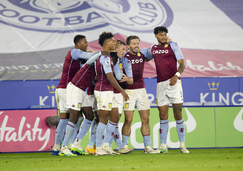 两个案例显 两个案例显