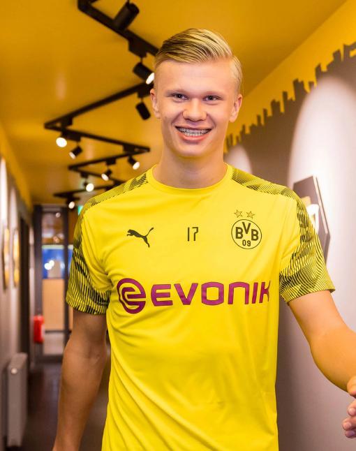 的纵深牵制 的纵深牵制